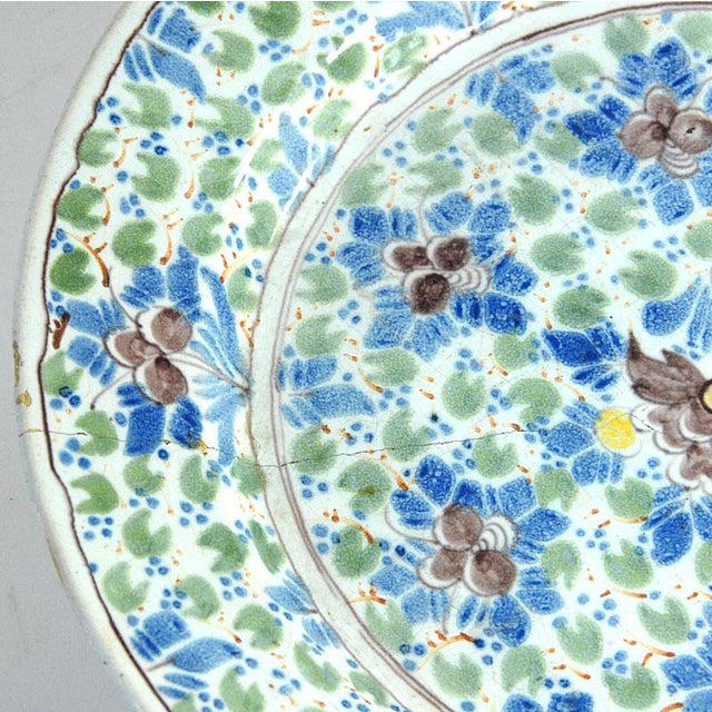 Antique 18th Century Saint-Amand-Les-Eaux Plate For Sale - Image 9 of 10