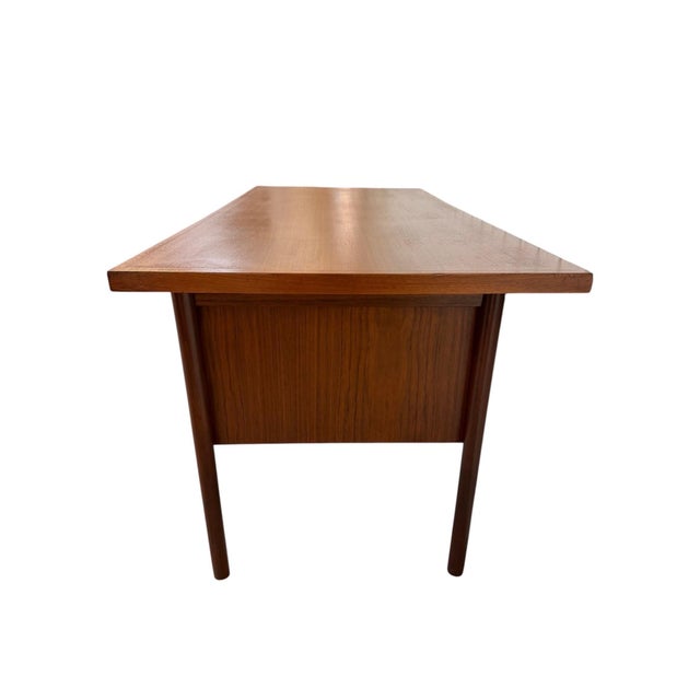 Brown Mid-Century Danish Modern Teak Executive's Desk - Refinished! For Sale - Image 8 of 13