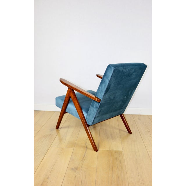 Vintage VAR B-310 Chair in Blue Sky Velvet and Wood, 1960s For Sale - Image 3 of 11