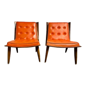Pair of Mid Century Scoop Lounge Chairs by Carter Brothers Inc.