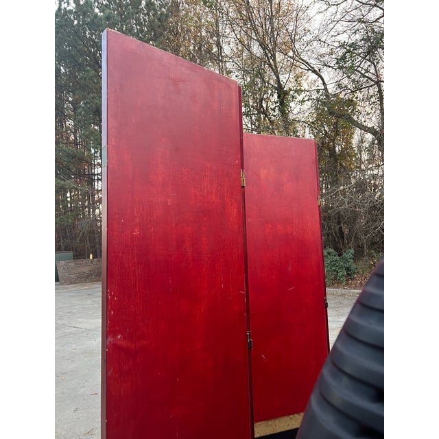 1970s 1970s Large Bright Red Art Deco Screen With Gold Accents For Sale - Image 5 of 8