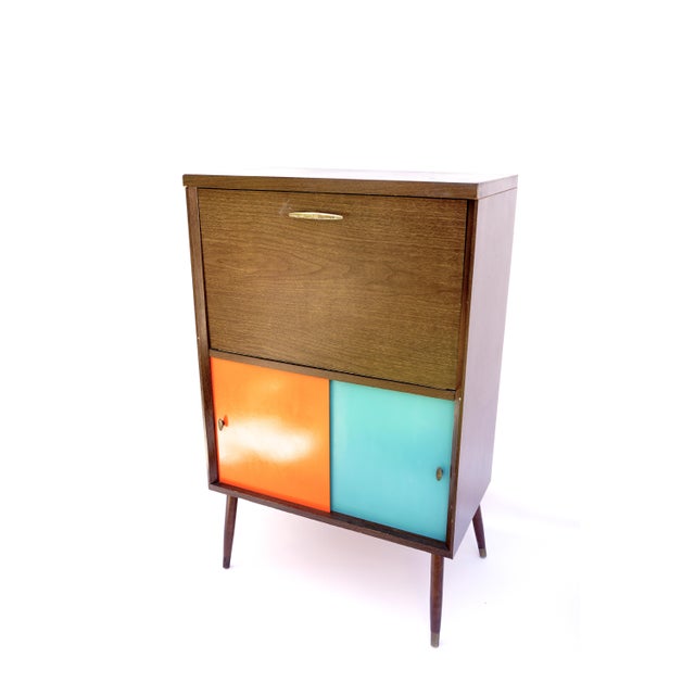 Mid-Century Modern Bar Cabinet | Vintage Retro Record ...