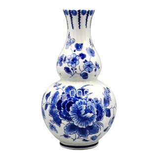 Dutch Delft Knobble Gourd Vase For Sale