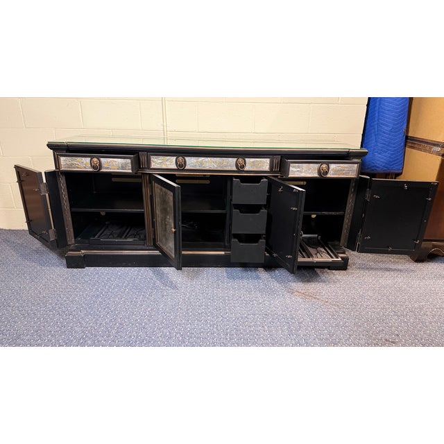 1990s Lillian August for Drexel Heritage Hollywood Regency Eglomisé & Parcel Gilt Credenza / Media Console For Sale In Boston - Image 6 of 11