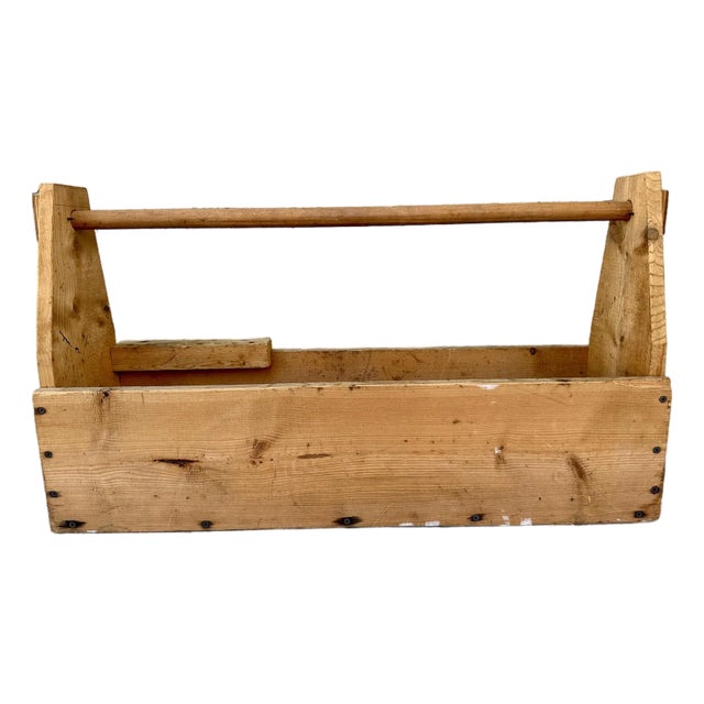 Vintage 1900s Large Rustic Farmhouse Solid Pine Wood Carpenter’s Tool Box Caddy For Sale