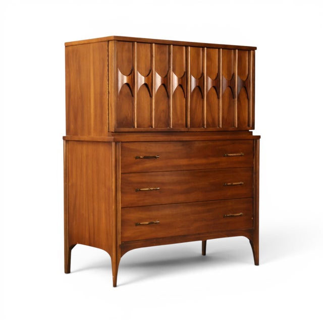 Brown Kent Coffey Perspecta Vintage Mid Century Modern Gentlemen's Highboy Dresser C. 1960s For Sale - Image 8 of 16