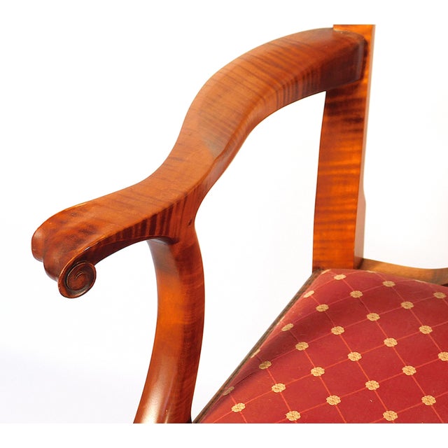 Late 20th Century Eight D. R. Dimes Chippendale Style Tiger Maple Dining Chairs For Sale - Image 4 of 8
