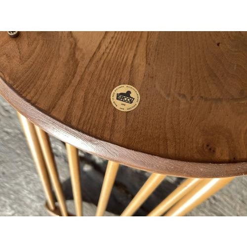 Mid-Century Goldsmith Chairs by Lucian Ercolani for Ercol, 1960s, Set of 2 For Sale - Image 3 of 8