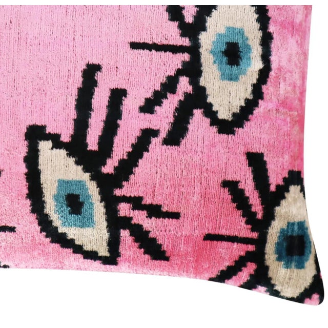 Contemporary Pink Velvet Throw Pillow & Down Insert For Sale - Image 4 of 11