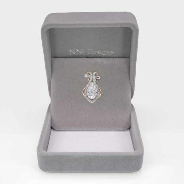 Igi Certified 3.3Ct Lab Diamond Pendant With Natural Diamond Accents: 14k Gold For Sale - Image 4 of 10