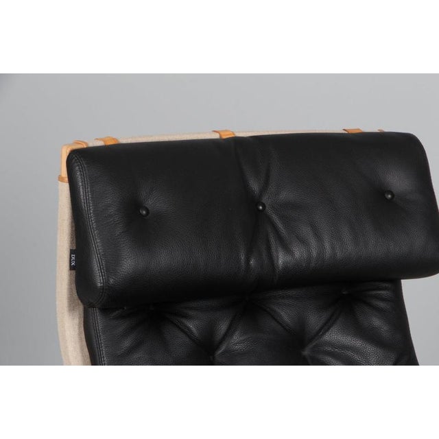Set of Pernilla Lounge Chair and Ottoman in Leather attributed to Bruno Mathsson for Dux, 1980s For Sale - Image 3 of 13