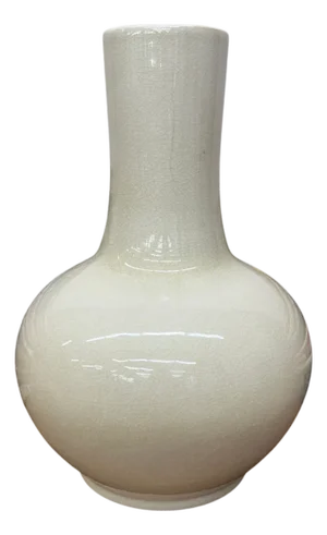 Winter Silk White Glazed Ceramic Vase with Bottle Shape