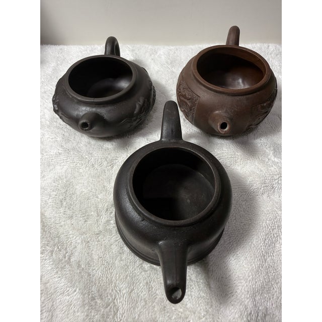 Vintage Chinese YiXing Small Teapots Dragon Motif Brown/Dark 20th C. - Set of 3 For Sale - Image 9 of 12
