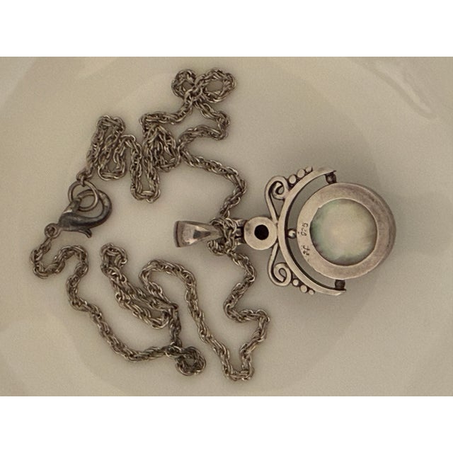 Vintage 925 Sterling Silver Pendant Necklace Featuring a Large Iridescent Pearl and a Smaller Gemstone For Sale In Los Angeles - Image 6 of 6