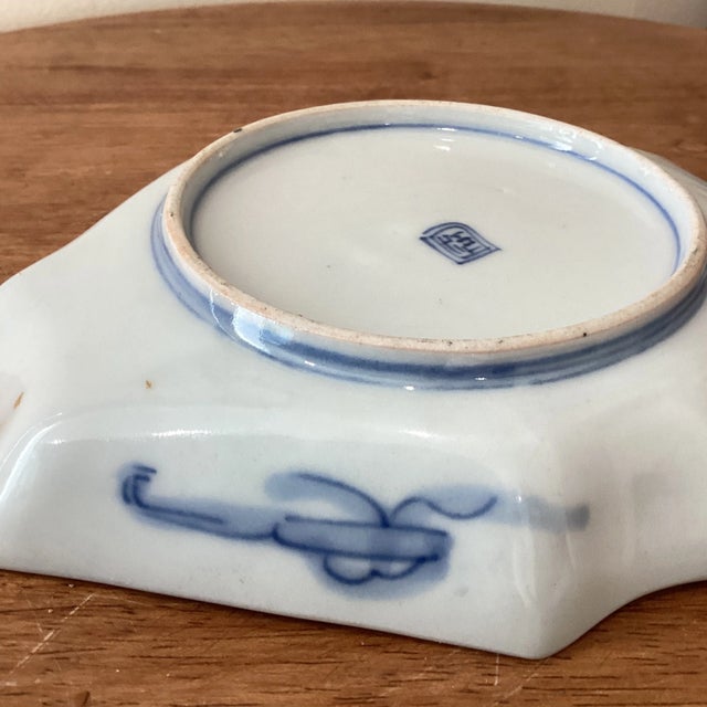 Blue Japanese Imari Porcelain Rectangular Small Bowl Late 18th Century For Sale - Image 8 of 12