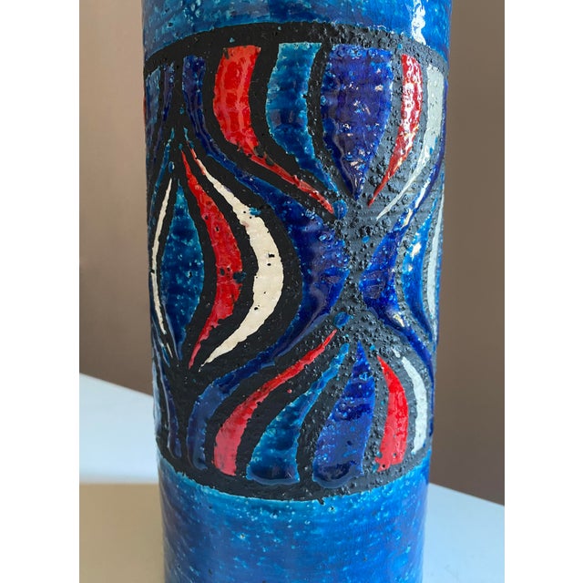 Aldo Londi Vintage Aldo Londi / Bitossi Vase With Rimini Blue Red White Onion Glaze For Sale - Image 4 of 7