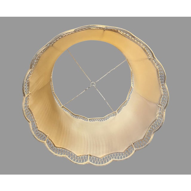Vintage 20” Scalloped Silk Lamp Shade Lattice Openwork Trim Large 16” Tall Description Beautiful large vintage scalloped...