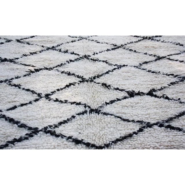 Mid-Century Modern Mid 20th Century Vintage Moroccan Rug - 10'2'' X 6'3'' For Sale - Image 3 of 4