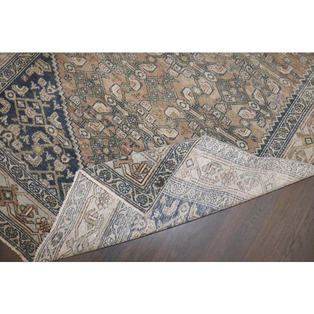 Vintage Persian Hamedanrug no. j5181 For Sale - Image 4 of 7
