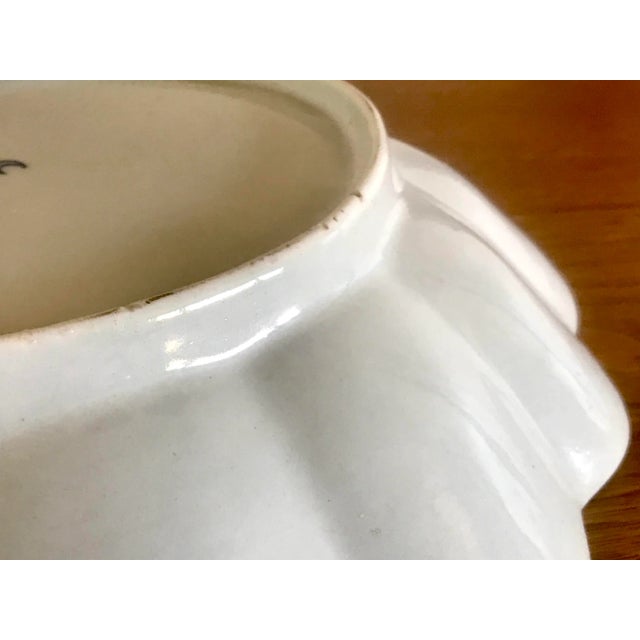 18th Century First Period Dr. Wall Worcester Porcelain Lined Dish For Sale - Image 9 of 13