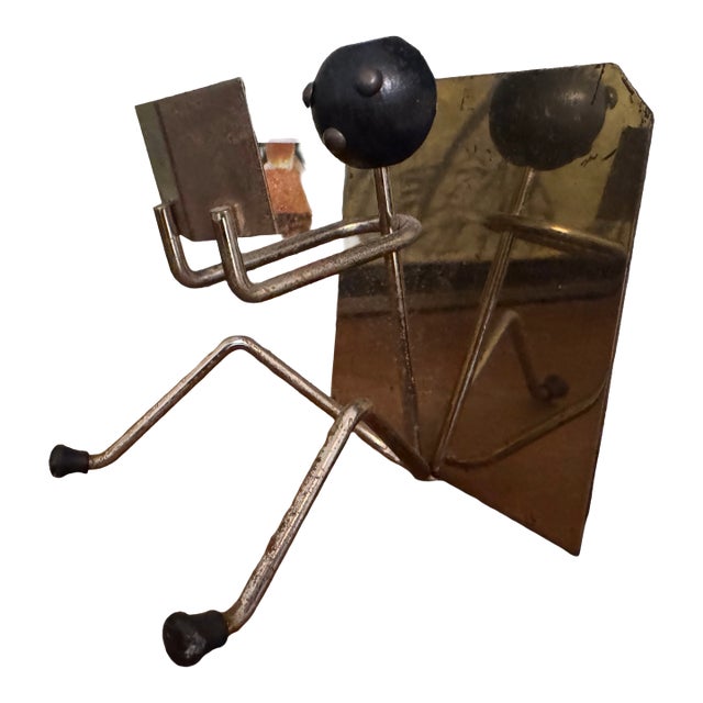 Vintage Mid-Century Brass-Tone Figural Reading Man Bookends For Sale