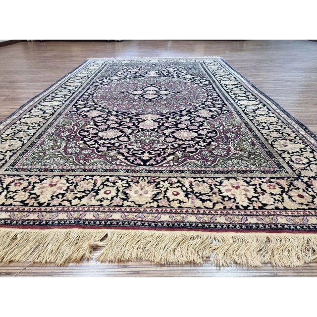 Traditional 1900s Handmade Antique Persian Isfahan Rug 4.5' X 7' For Sale - Image 3 of 12