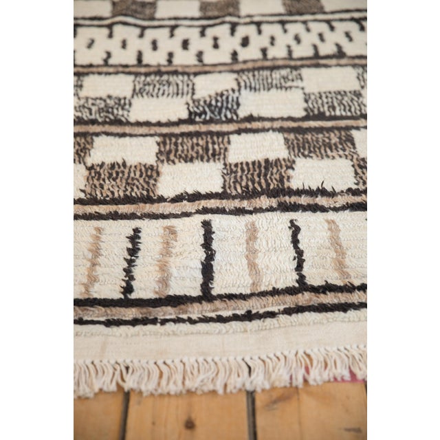 1970s Vintage Moroccan Carpet - 4'10" X 7'9" For Sale - Image 5 of 12