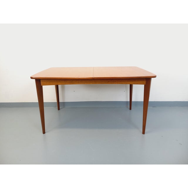 Scandinavian-Style Rectangular Dining Table in Teak with Extensions, 1950s-1960s For Sale - Image 3 of 18