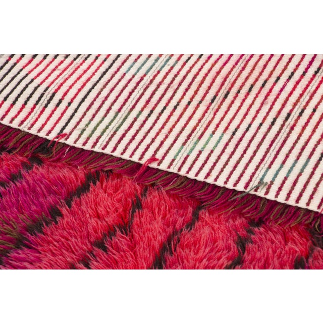 Textile Vintage Swedish Rya Wool Rug in Crimson Design by Rug & Kilim, 1950-1959 For Sale - Image 7 of 9