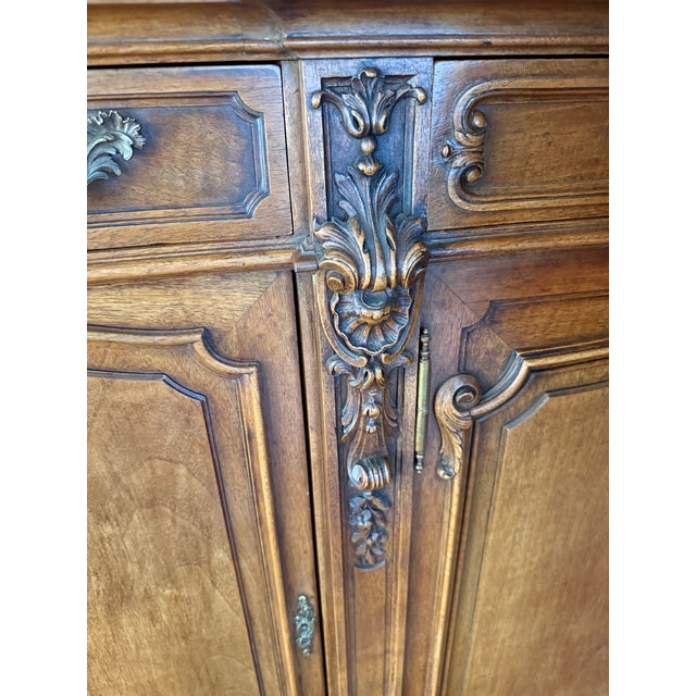 Antique Louis XIV Marble Top Buffet For Sale In Baton Rouge - Image 6 of 12