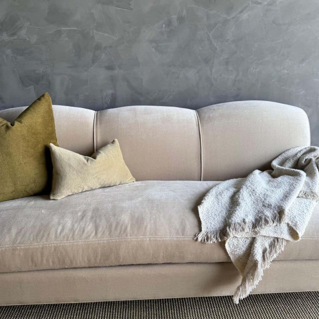 Mid-Century Modern Custom Made Modern English Arm Sofa in Performance Linen Velvet - 96" For Sale - Image 3 of 11