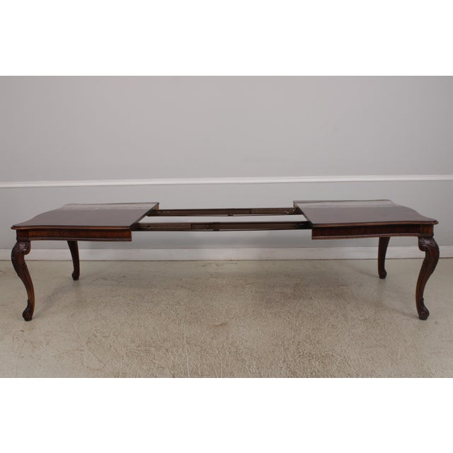 Henredon Georgian Style Mahogany Dining Room Table For Sale - Image 13 of 18
