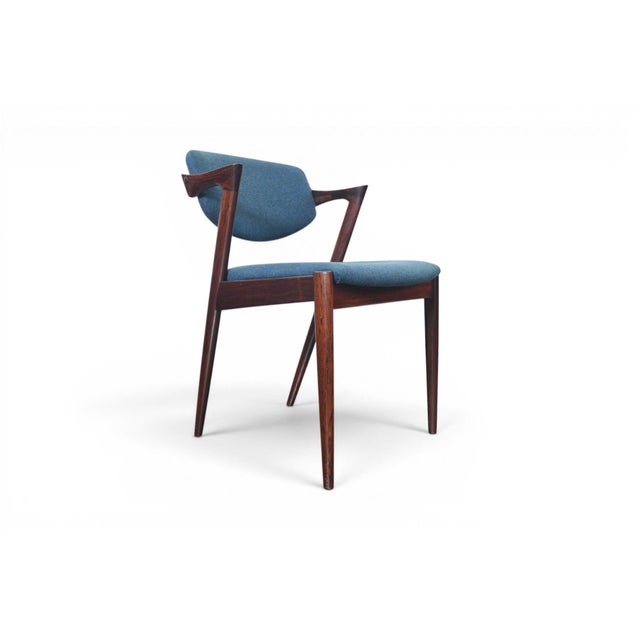 Kai Kristiansen Set of Eight Attributed to Kai Kristiansen Model 42 Dining Chairs in Rosewood For Sale - Image 4 of 12