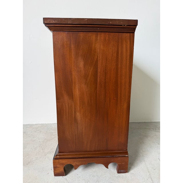 Early 20th Century Chippendale Solid Mahogany 3-Drawer Nightstand For Sale - Image 12 of 12