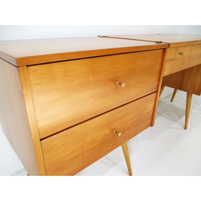 Mid 20th Century Rare Paul McCobb Planner Group 4 Pc. Vanity Set With Chair by Winchendon Furniture For Sale - Image 5 of 18