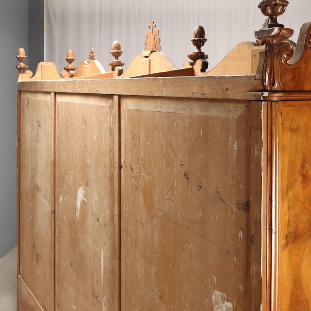 Italian Bookcase in Walnut For Sale - Image 10 of 12