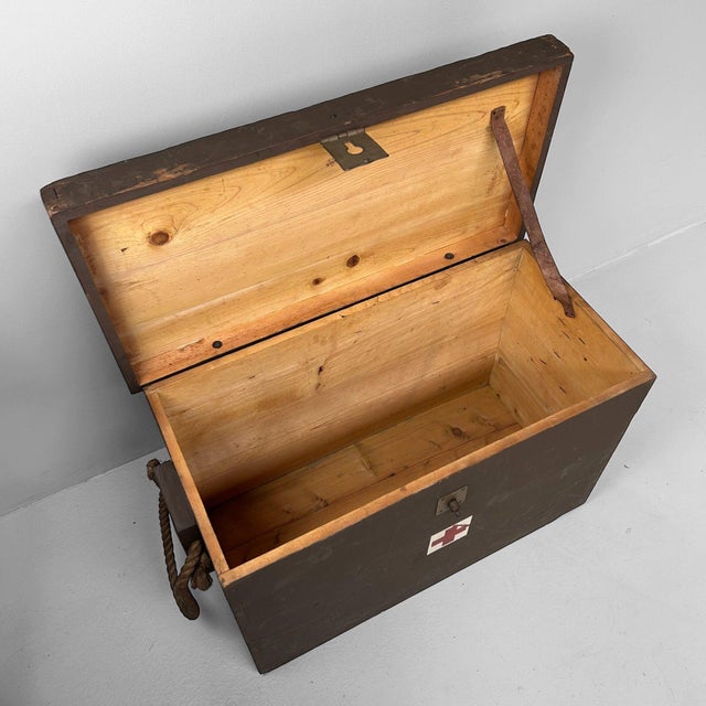 Brown Japanese Medical Supply Chest, 1940s For Sale - Image 8 of 18
