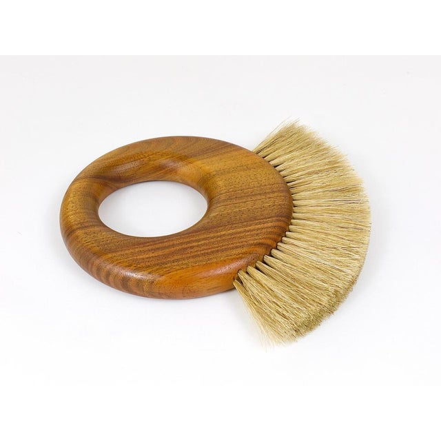 Wood Large Mid-Century Walnut Clothes Ring attributed to Carl Auböck, Austria, 1950s For Sale - Image 7 of 17