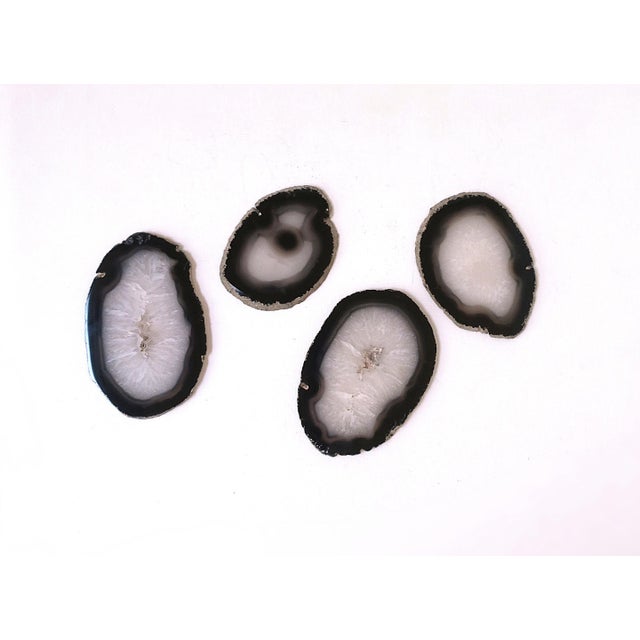 A chic set of four (4) black and white agate cocktail, Champagne, or any drink coasters. A great addition to any bar, bar...