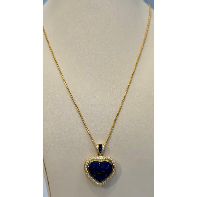 Invisible Mystery Set Sapphire and Diamond Heart Pendant 18 Karat Yellow Gold For Sale - Image 4 of 18