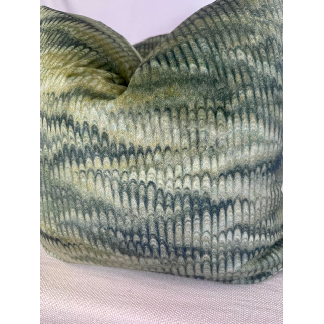 Kravet Kravet Couture "Boscage Velvet" in Emerald 22" Pillows-a Pair For Sale - Image 4 of 4