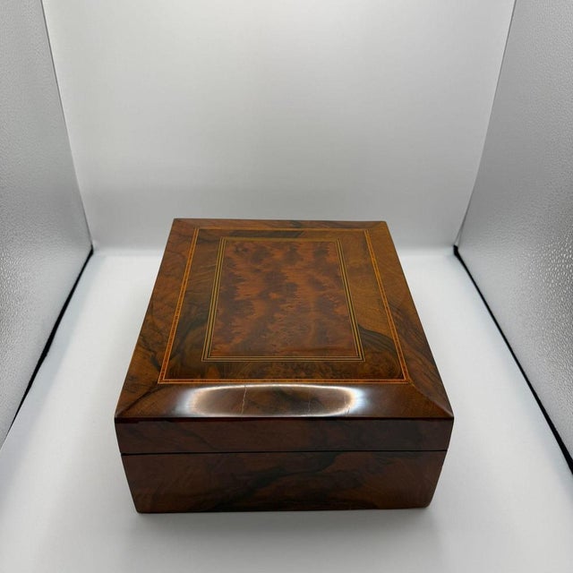 Neo-Classical Vanity Box in Walnut and Velvet, South Germany, 1900s For Sale - Image 9 of 18