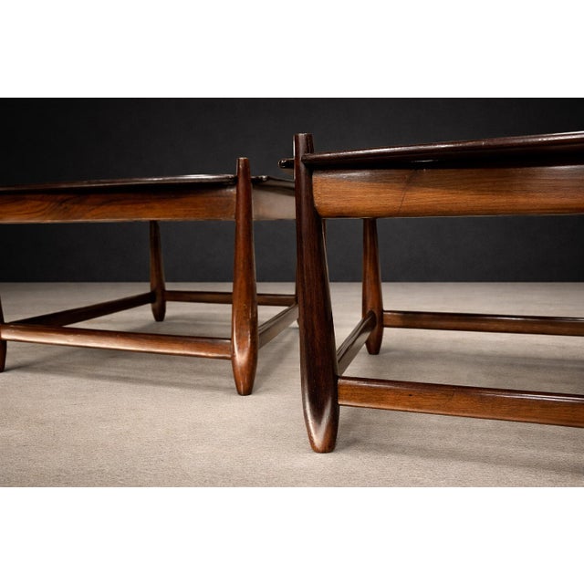 Sergio Rodrigues “Arimelo” Side Tables in Brazilian Rosewood, Sergio Rodrigues, 1958 - Lot 596A For Sale - Image 4 of 15