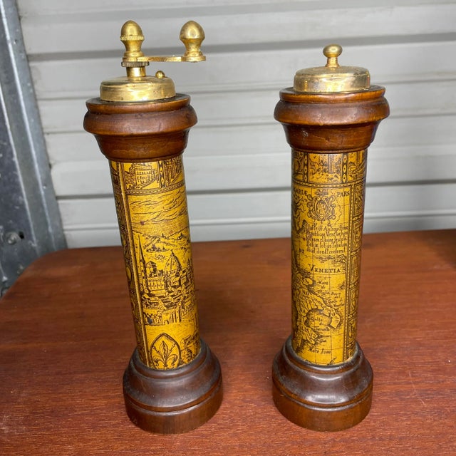 If you’re into Italian Florentine pieces, then I’ve got the set for you! For the taking is this lovely set which includes...