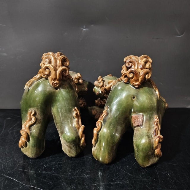 Green Vintage Shiwan Kiln Glazed Ceramic Foo Dogs / Guardian Lions - A Pair For Sale - Image 8 of 8