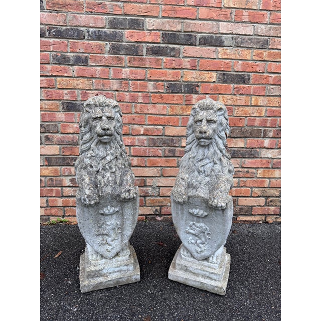 English Vintage Pair English Cast Stone Lions With Heraldic Shield Statues For Sale - Image 3 of 10