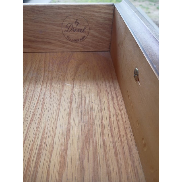 Vintage 1960s Drexel Esperanto Poudre Pecan Wood Vanity With Lift-Up Mirror For Sale - Image 11 of 12