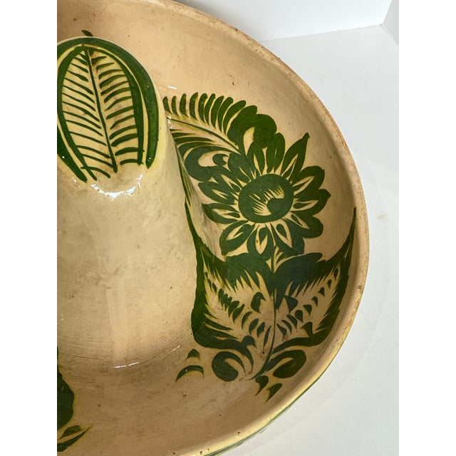 Vintage Mexico Tjaquepaque Sombrero Chip Bowl For Sale - Image 4 of 10