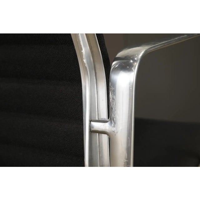 'Aluminum Group' Swivel Chair by Charles Eames for Herman Miller, 1980s, Signed For Sale - Image 12 of 18