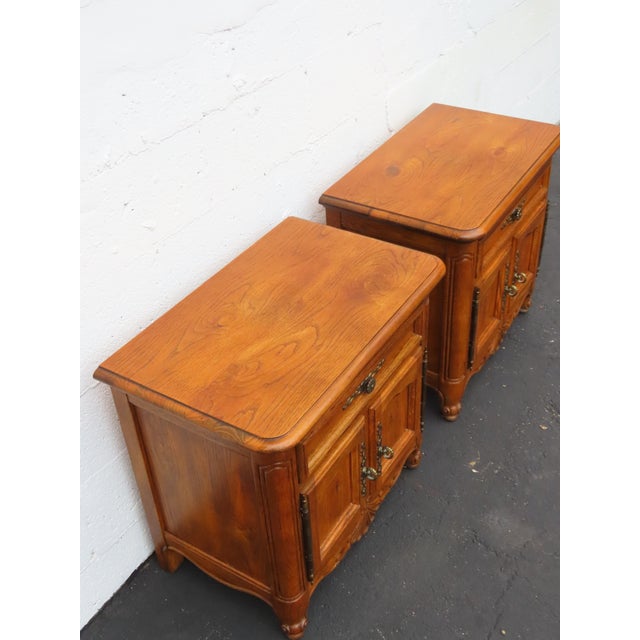Wood Ethan Allen French Large Nightstands Bedside End Tables a Pair 6648 For Sale - Image 7 of 15